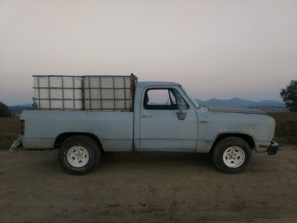 Aseguran en Calpulalpan 9 vehículos huachicoleros